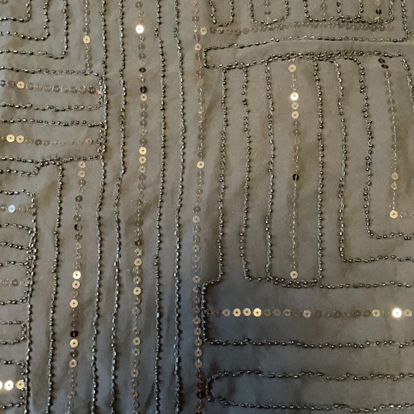 Women's Classy Top, Size 16 - Picture 4 of 5